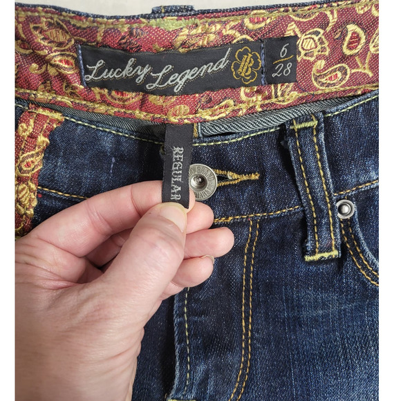 Lucky Zoe Mid Rise Straight Leg Dark Wash with Stars - 6/28R - Picture 3 of 4